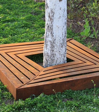 FO-9T04 Corten Steel Squared Tree Perforated Strainer