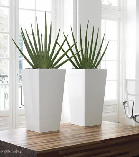 FO-209 Fiberglass Tapered Flowerpot