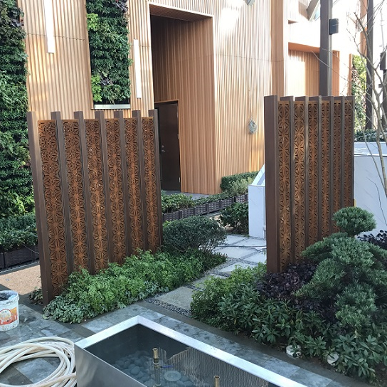 Keqiao Shopping Mall Roof Garden Corten Steel Elements